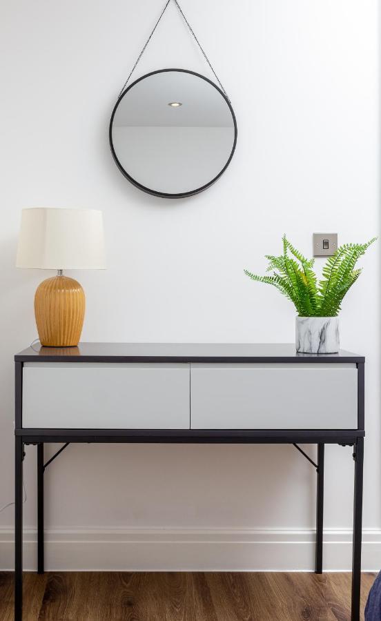 Bright Cheery 4 Bd Apartment By Brighton Station מראה חיצוני תמונה