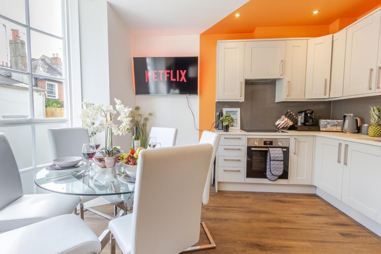 Bright Cheery 4 Bd Apartment By Brighton Station מראה חיצוני תמונה
