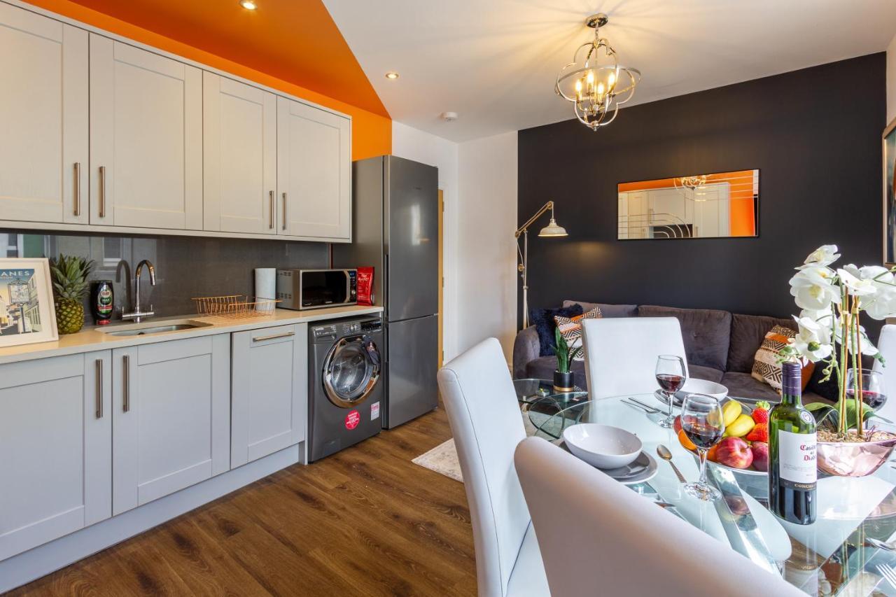 Bright Cheery 4 Bd Apartment By Brighton Station מראה חיצוני תמונה